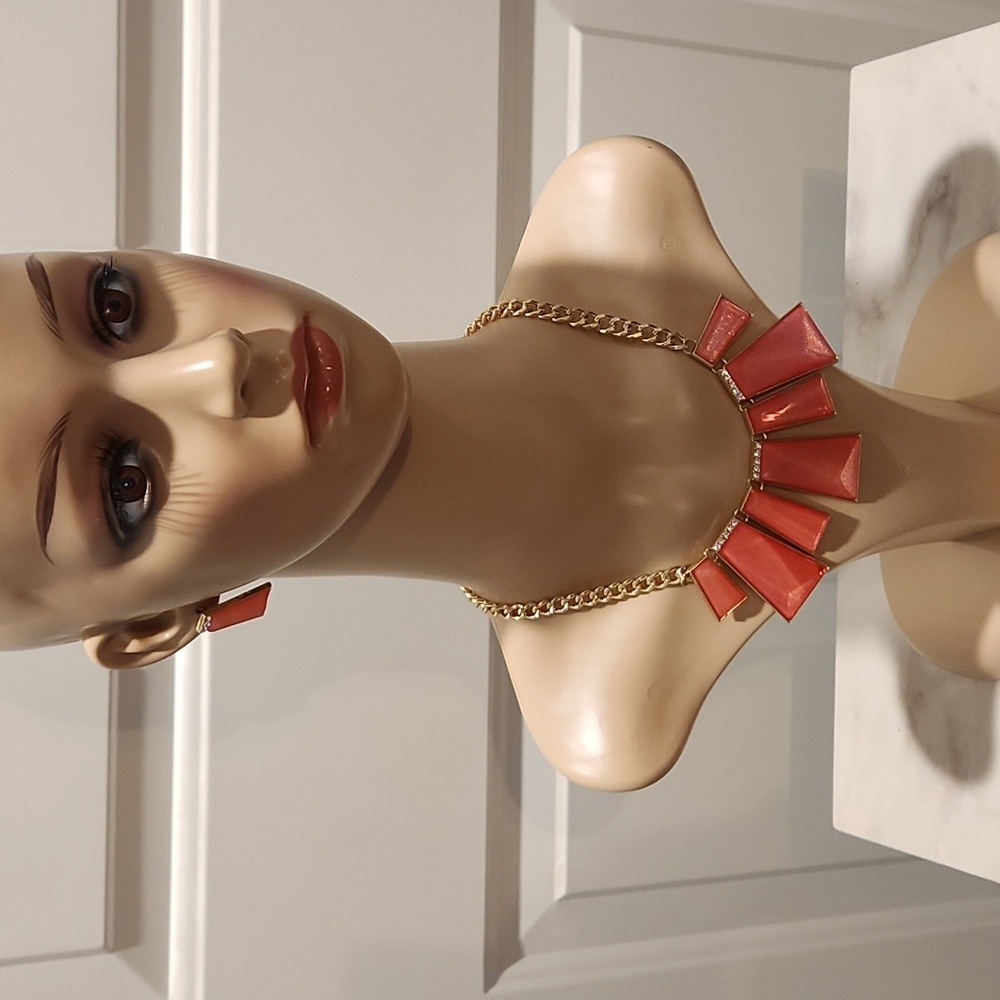 Set Necklace with earrings